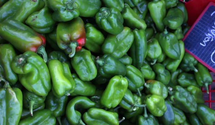 Poivrons en vente au marché de Fort-de-France
