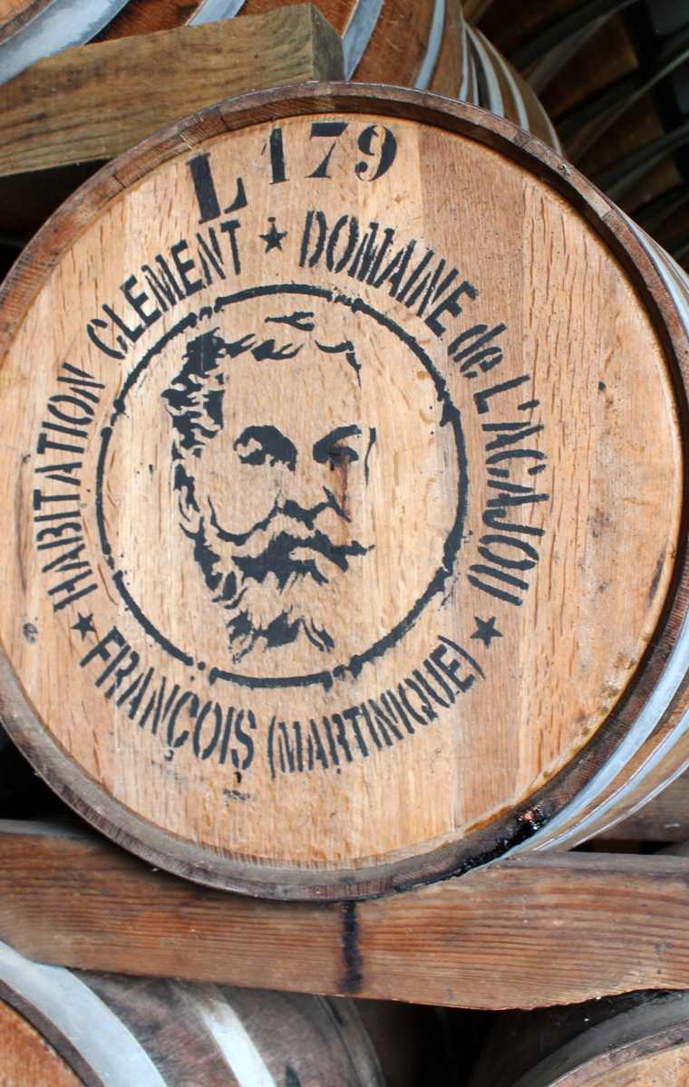 Fût de chêne pour la préservation du rhum