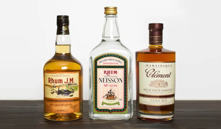 Trois bouteilles de rhum de la Martinique