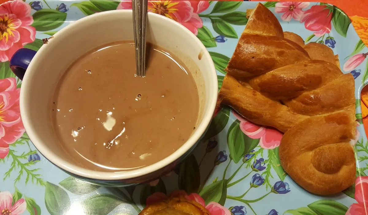 Pain au beurre and chocolat de communion Pain au beurre and chocolat de communion