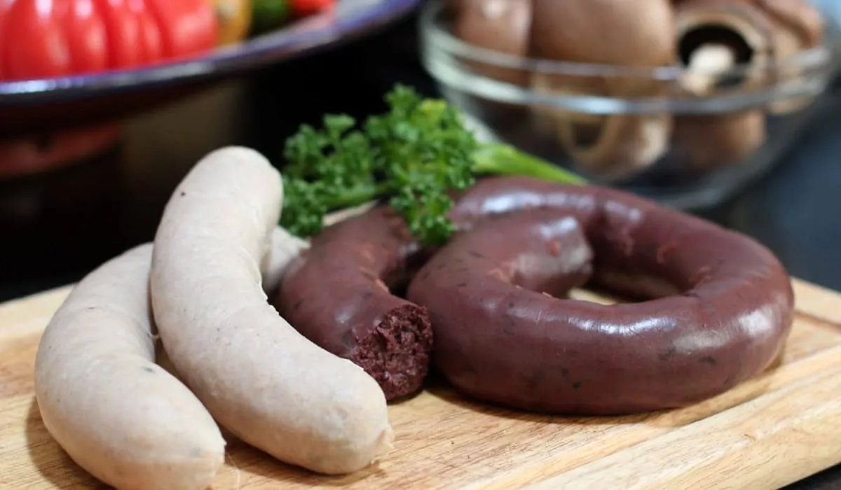 Blood and white sausages